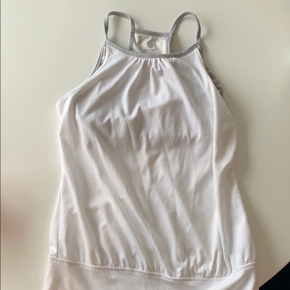 White work out tank